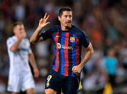 Robert Lewandowski Scores Hat-Trick in La Liga Thriller